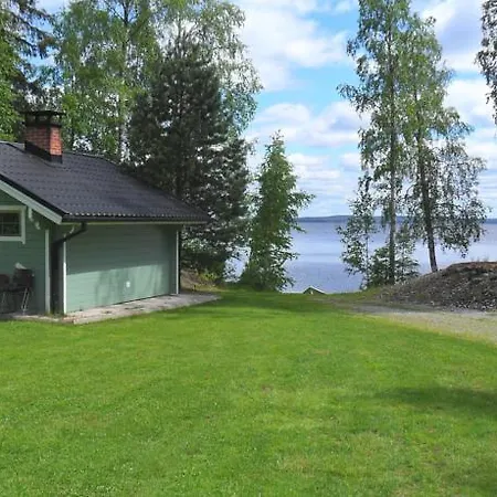 Huvilat Lomakylae Tapiola