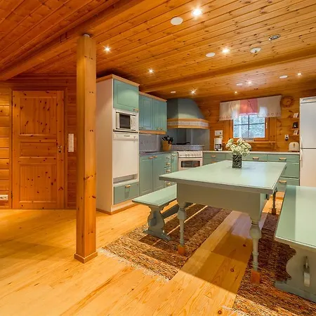 Lomakylae Tapiola * 拉帕湖