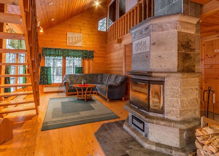 Lomakylae Tapiola Villa *